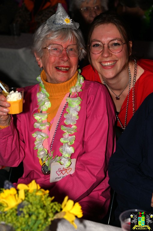 ../Images/Senioren carnaval 2024 279.jpg
